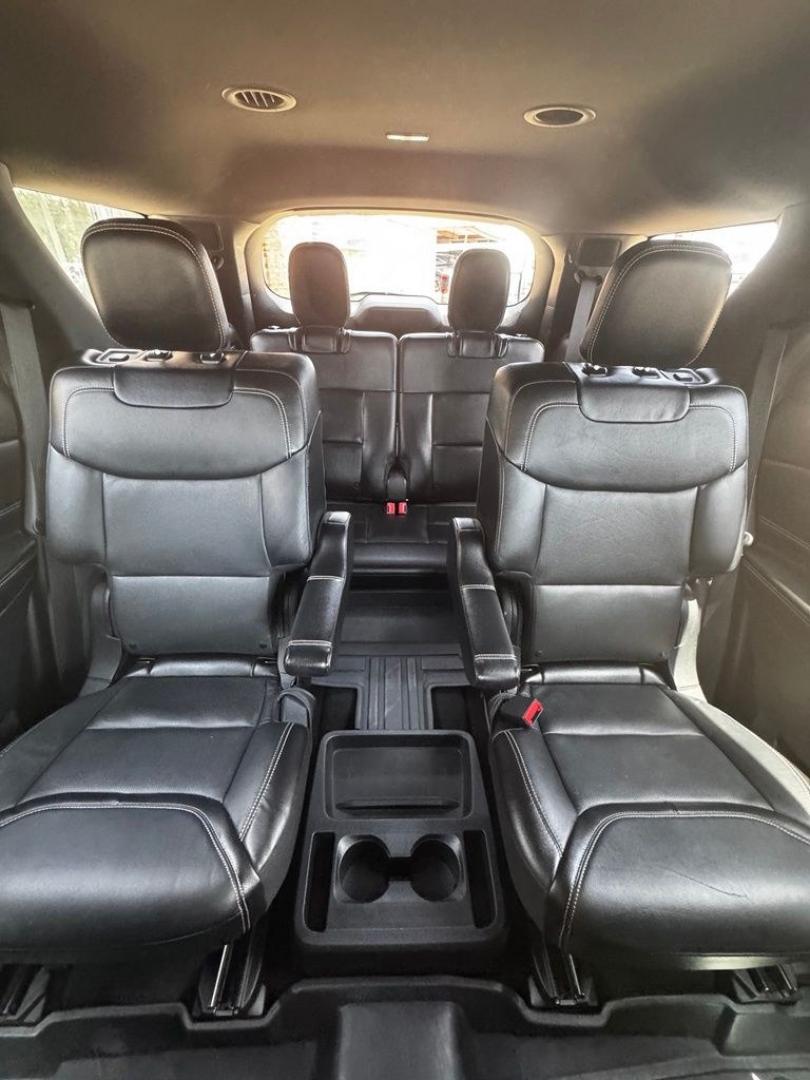 2020 Silver Metallic /Ebony Ford Explorer ST (1FM5K8GC2LG) with an 3.0L EcoBoost V6 engine, Automatic transmission, located at 1105 E Mulberry, Kaufman, TX, 75142, (972) 962-2151, 32.589550, -96.300926 - Silver Metallic 2020 Ford Explorer 4D Sport Utility ST 4WD 10-Speed Automatic 3.0L EcoBoost V6 4WD.<br><br><br>Awards:<br> * 2020 KBB.com 10 Favorite New-for-2020 Cars * 2020 KBB.com 10 Best SUVs Worth Waiting For<br>Please call Paul Murrey Ford Inc. In Kaufman Texas A Family Dealership Since 195- Photo#17