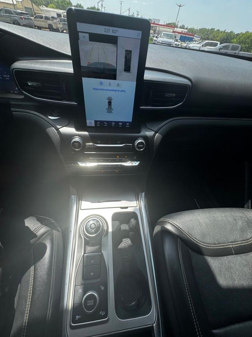 2020 Silver Metallic /Ebony Ford Explorer ST (1FM5K8GC2LG) with an 3.0L EcoBoost V6 engine, Automatic transmission, located at 1105 E Mulberry, Kaufman, TX, 75142, (972) 962-2151, 32.589550, -96.300926 - Silver Metallic 2020 Ford Explorer 4D Sport Utility ST 4WD 10-Speed Automatic 3.0L EcoBoost V6 4WD.<br><br><br>Awards:<br> * 2020 KBB.com 10 Favorite New-for-2020 Cars * 2020 KBB.com 10 Best SUVs Worth Waiting For<br>Please call Paul Murrey Ford Inc. In Kaufman Texas A Family Dealership Since 195- Photo#24