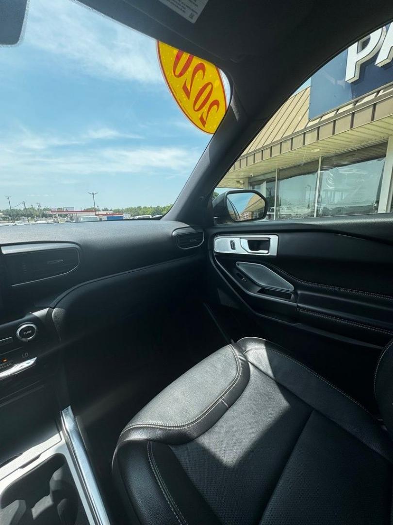2020 Silver Metallic /Ebony Ford Explorer ST (1FM5K8GC2LG) with an 3.0L EcoBoost V6 engine, Automatic transmission, located at 1105 E Mulberry, Kaufman, TX, 75142, (972) 962-2151, 32.589550, -96.300926 - Silver Metallic 2020 Ford Explorer 4D Sport Utility ST 4WD 10-Speed Automatic 3.0L EcoBoost V6 4WD.<br><br><br>Awards:<br> * 2020 KBB.com 10 Favorite New-for-2020 Cars * 2020 KBB.com 10 Best SUVs Worth Waiting For<br>Please call Paul Murrey Ford Inc. In Kaufman Texas A Family Dealership Since 195- Photo#28