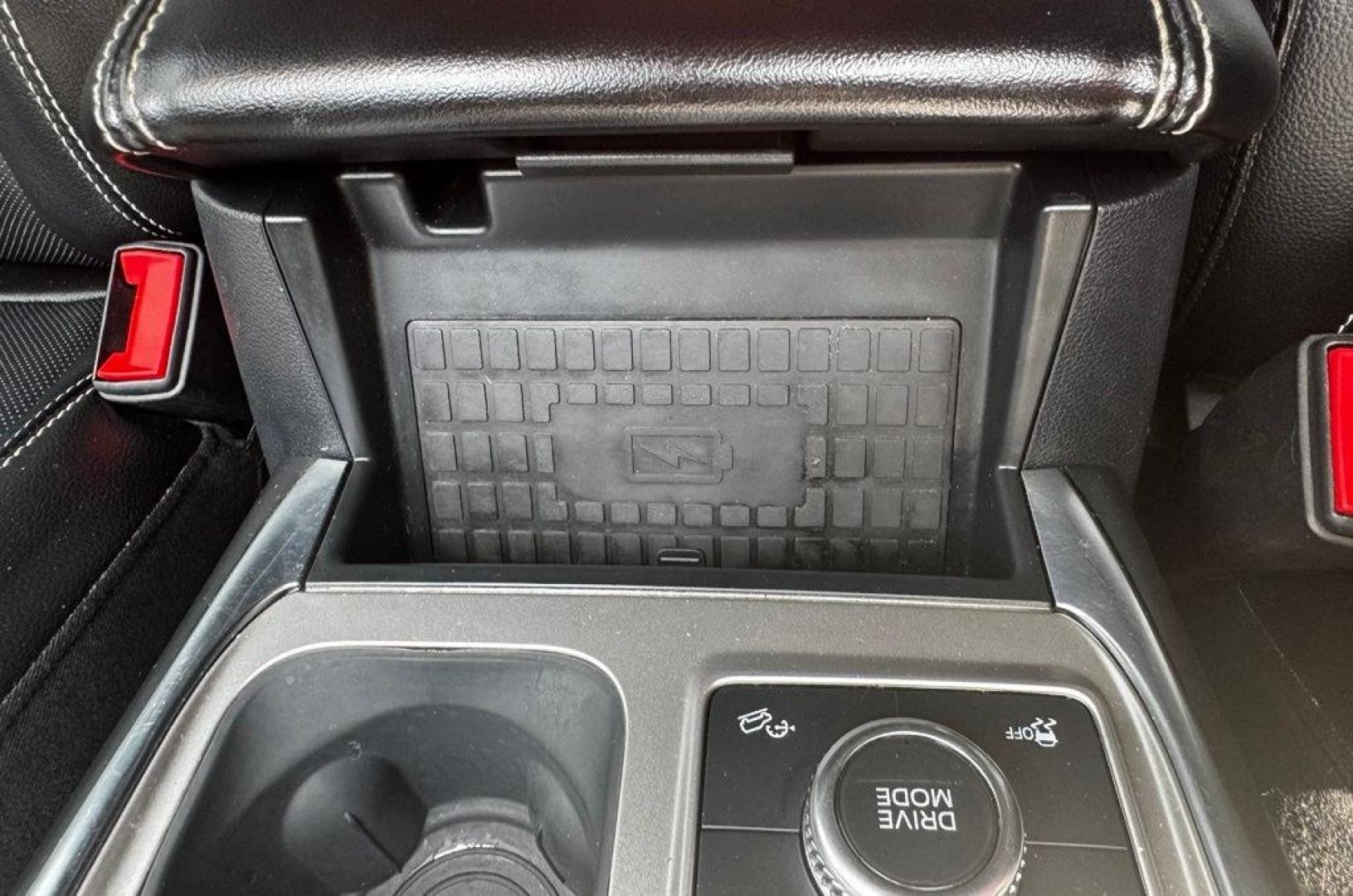 2020 Silver Metallic /Ebony Ford Explorer ST (1FM5K8GC2LG) with an 3.0L EcoBoost V6 engine, Automatic transmission, located at 1105 E Mulberry, Kaufman, TX, 75142, (972) 962-2151, 32.589550, -96.300926 - Silver Metallic 2020 Ford Explorer 4D Sport Utility ST 4WD 10-Speed Automatic 3.0L EcoBoost V6 4WD.<br><br><br>Awards:<br> * 2020 KBB.com 10 Favorite New-for-2020 Cars * 2020 KBB.com 10 Best SUVs Worth Waiting For<br>Please call Paul Murrey Ford Inc. In Kaufman Texas A Family Dealership Since 195- Photo#30