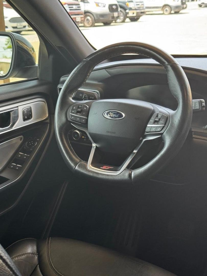 2020 Silver Metallic /Ebony Ford Explorer ST (1FM5K8GC2LG) with an 3.0L EcoBoost V6 engine, Automatic transmission, located at 1105 E Mulberry, Kaufman, TX, 75142, (972) 962-2151, 32.589550, -96.300926 - Silver Metallic 2020 Ford Explorer 4D Sport Utility ST 4WD 10-Speed Automatic 3.0L EcoBoost V6 4WD.<br><br><br>Awards:<br> * 2020 KBB.com 10 Favorite New-for-2020 Cars * 2020 KBB.com 10 Best SUVs Worth Waiting For<br>Please call Paul Murrey Ford Inc. In Kaufman Texas A Family Dealership Since 195- Photo#36