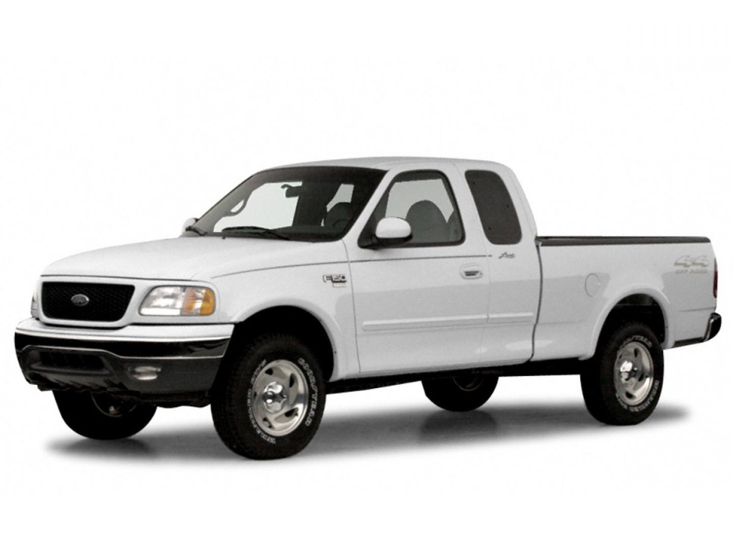 2000 Ford F-150 (1FTRX07W9YK) with an 4.6L V8 EFI engine, Automatic transmission, located at 1105 E Mulberry, Kaufman, TX, 75142, (972) 962-2151, 32.589550, -96.300926 - 2000 Ford F-150 RWD 4-Speed Automatic with Overdrive 4.6L V8 EFI 4.6L V8 EFI.<br><br><br>Recent Arrival!<br><br><br>Please call Paul Murrey Ford Inc. In Kaufman Texas A Family Dealership Since 1952 Serving the Dallas Fort Worth and East Texas areas for over 70 years. Please call 972-962-2151 www.mur- Photo#4