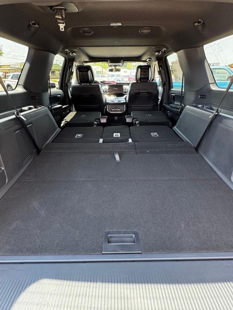 2027 Agate Black Metallic /Black Onyx Ford Expedition Max Platinum (1FMJK1MG5VE) with an 3.5L V6 EcoBoost High Output engine, Automatic transmission, located at 1105 E Mulberry, Kaufman, TX, 75142, (972) 962-2151, 32.589550, -96.300926- Photo#13