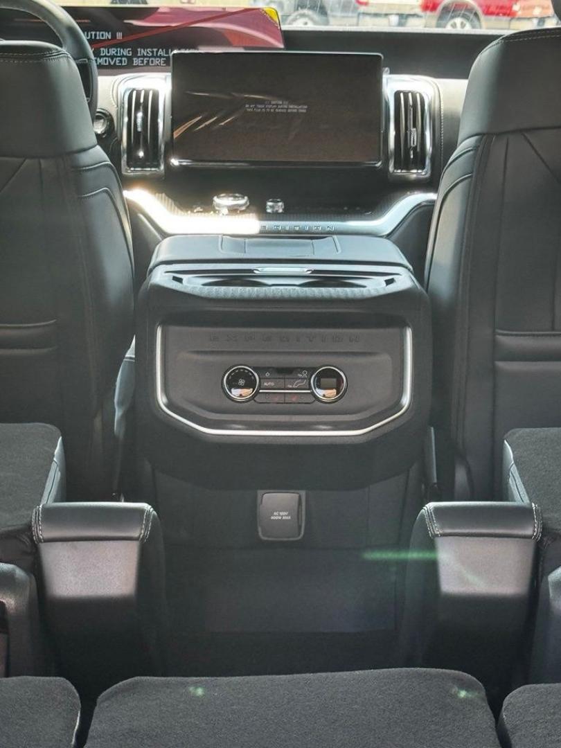 2027 Agate Black Metallic /Black Onyx Ford Expedition Max Platinum (1FMJK1MG5VE) with an 3.5L V6 EcoBoost High Output engine, Automatic transmission, located at 1105 E Mulberry, Kaufman, TX, 75142, (972) 962-2151, 32.589550, -96.300926- Photo#14