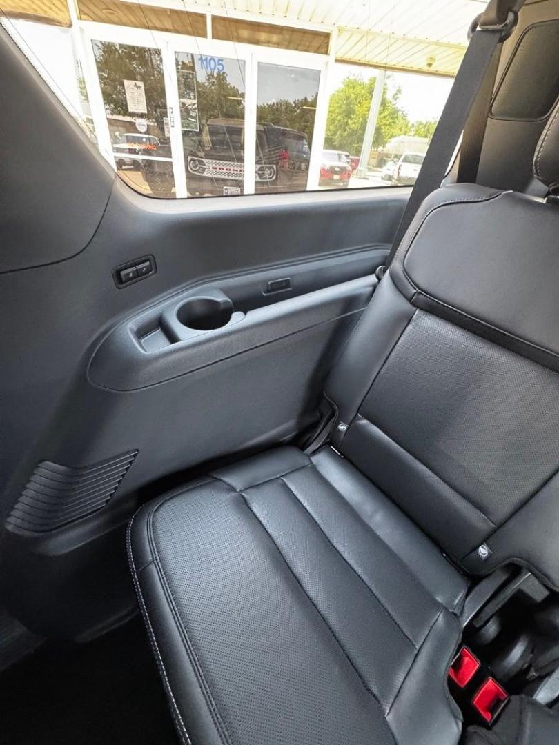 2027 Agate Black Metallic /Black Onyx Ford Expedition Max Platinum (1FMJK1MG5VE) with an 3.5L V6 EcoBoost High Output engine, Automatic transmission, located at 1105 E Mulberry, Kaufman, TX, 75142, (972) 962-2151, 32.589550, -96.300926- Photo#17
