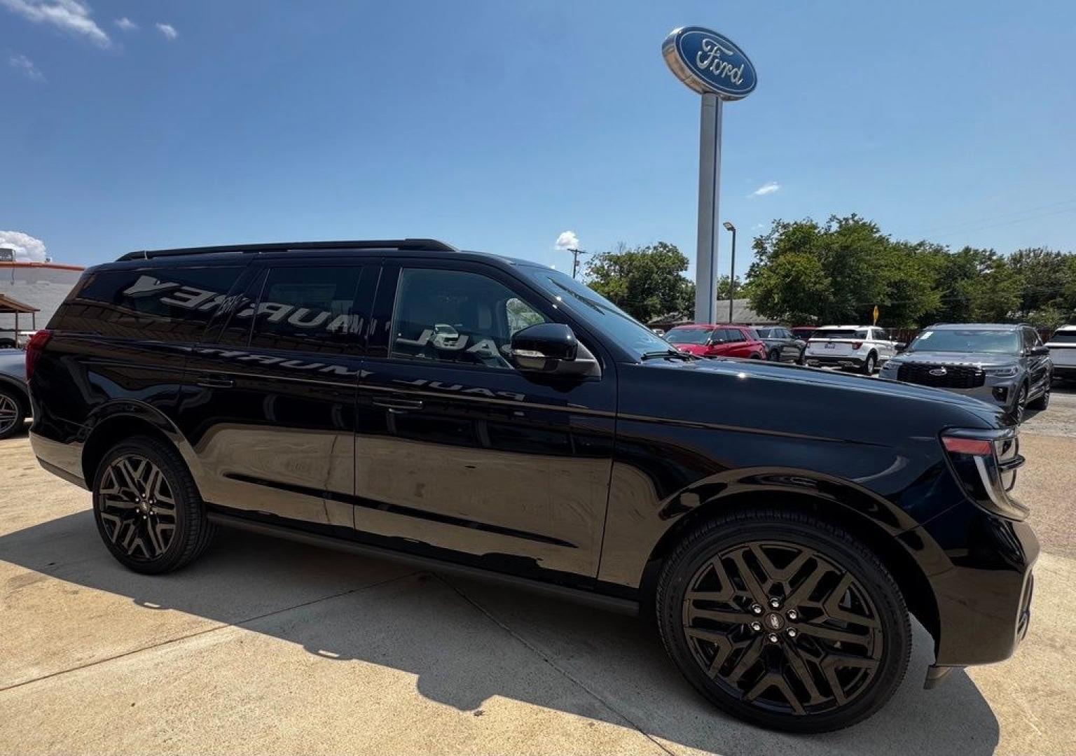 2027 Agate Black Metallic /Black Onyx Ford Expedition Max Platinum (1FMJK1MG5VE) with an 3.5L V6 EcoBoost High Output engine, Automatic transmission, located at 1105 E Mulberry, Kaufman, TX, 75142, (972) 962-2151, 32.589550, -96.300926- Photo#24