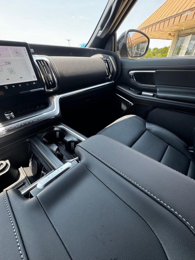 2027 Agate Black Metallic /Black Onyx Ford Expedition Max Platinum (1FMJK1MG5VE) with an 3.5L V6 EcoBoost High Output engine, Automatic transmission, located at 1105 E Mulberry, Kaufman, TX, 75142, (972) 962-2151, 32.589550, -96.300926- Photo#35