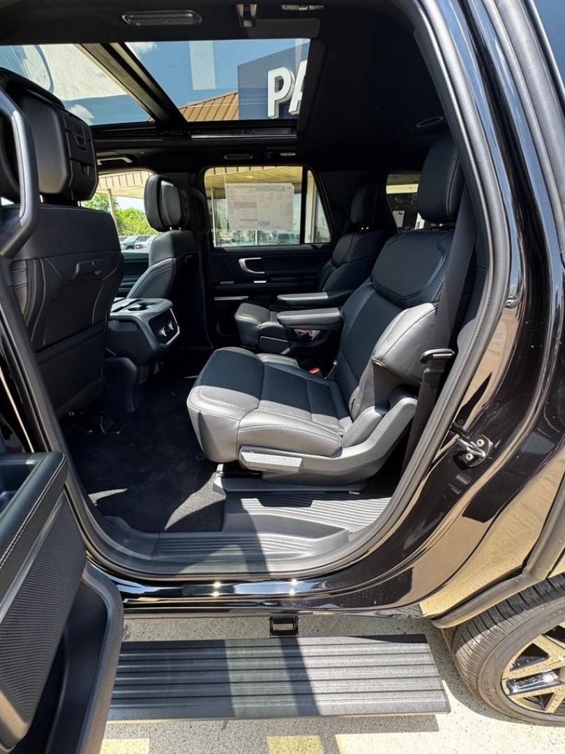 2027 Agate Black Metallic /Black Onyx Ford Expedition Max Platinum (1FMJK1MG5VE) with an 3.5L V6 EcoBoost High Output engine, Automatic transmission, located at 1105 E Mulberry, Kaufman, TX, 75142, (972) 962-2151, 32.589550, -96.300926- Photo#38