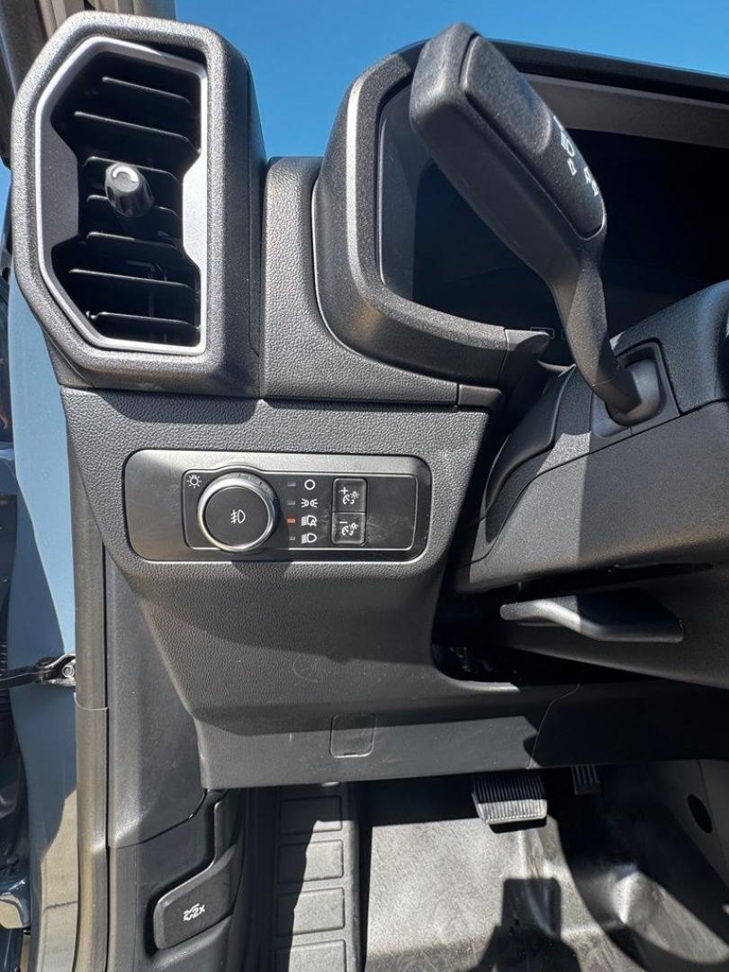 2026 Azure Gray Metallic /Dark Space Gray Ford Bronco Sport Badlands (3FMCR9DA8TR) with an EcoBoost 2.0L I4 GTDi DOHC Turbocharged VCT engine, Automatic transmission, located at 1105 E Mulberry, Kaufman, TX, 75142, (972) 962-2151, 32.589550, -96.300926- Photo#19