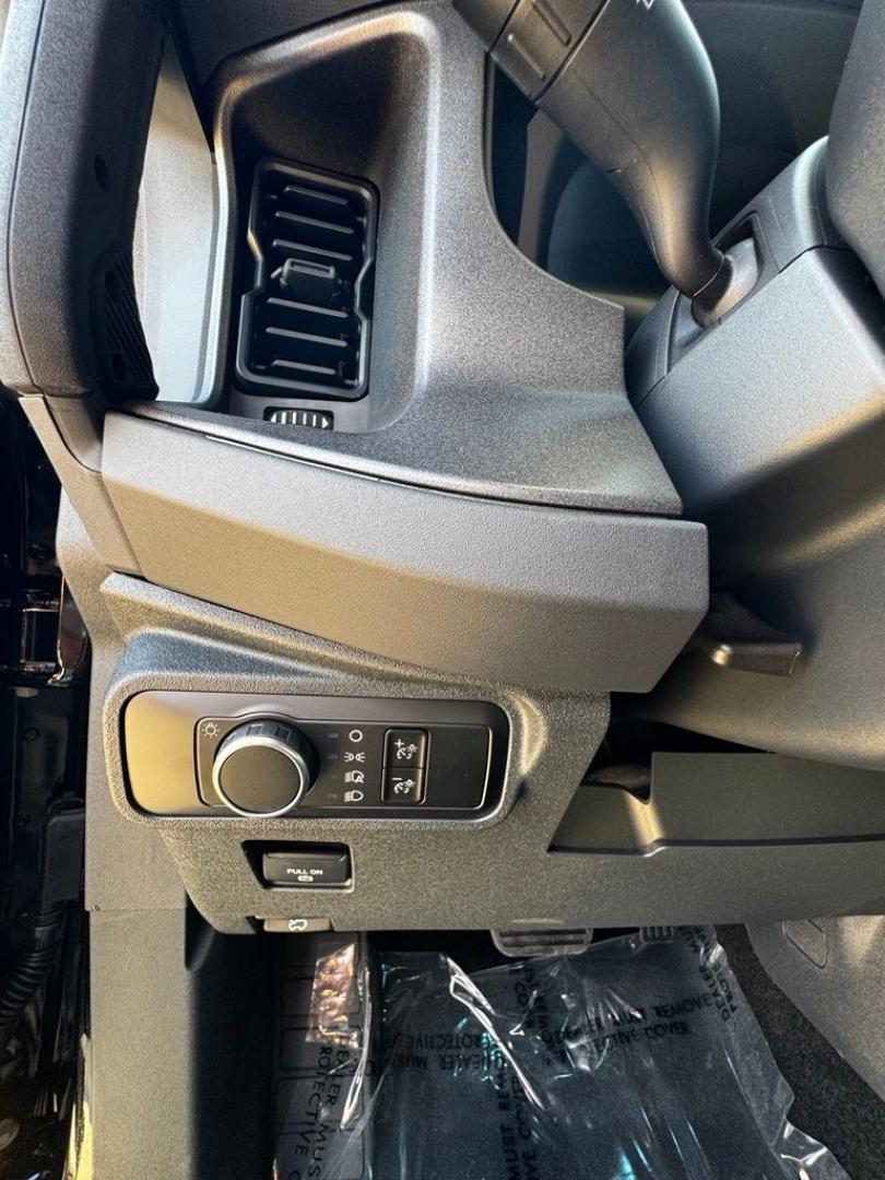 2026 Shadow Black /Dark Gray W/Black Onyx Ford Bronco Big Bend (1FMDE7BH6TL) with an 2.3L EcoBoost I-4 engine, Automatic transmission, located at 1105 E Mulberry, Kaufman, TX, 75142, (972) 962-2151, 32.589550, -96.300926 - Recent Arrival! $2,500 off MSRP!<br><br><br>Shadow Black 2026 Ford Bronco 4D Sport Utility Big Bend 4WD 10-Speed Automatic 2.3L EcoBoost I-4 18/22 City/Highway MPG Price includes: $1000 - Retail Customer Cash. Exp. 09/30/2026 $1000 - SSE Down Payment Assistance. Exp. 08/31/2026 $500 - Final Days Meg- Photo#22
