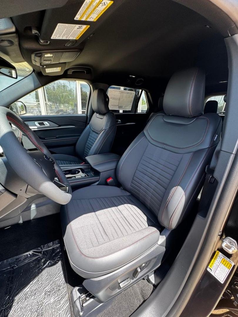 2026 Black Metallic /Onyx Ford Explorer ST-Line (1FMUK7KH8TG) with an 2.3L EcoBoost I-4 engine, Automatic transmission, located at 1105 E Mulberry, Kaufman, TX, 75142, (972) 962-2151, 32.589550, -96.300926- Photo#19