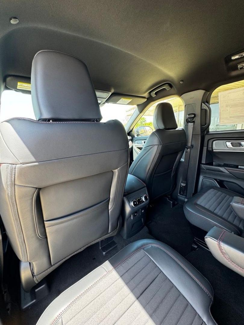 2026 Black Metallic /Onyx Ford Explorer ST-Line (1FMUK7KH8TG) with an 2.3L EcoBoost I-4 engine, Automatic transmission, located at 1105 E Mulberry, Kaufman, TX, 75142, (972) 962-2151, 32.589550, -96.300926- Photo#30