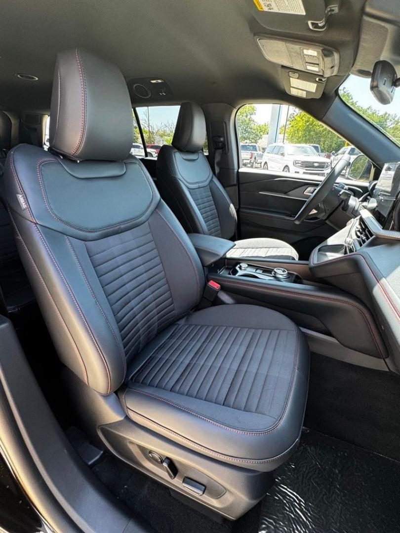 2026 Black Metallic /Onyx Ford Explorer ST-Line (1FMUK7KH8TG) with an 2.3L EcoBoost I-4 engine, Automatic transmission, located at 1105 E Mulberry, Kaufman, TX, 75142, (972) 962-2151, 32.589550, -96.300926- Photo#32