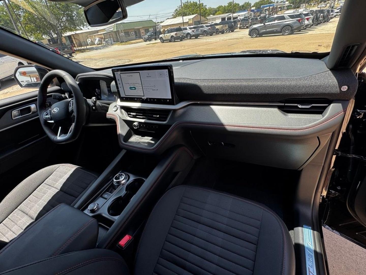 2026 Black Metallic /Onyx Ford Explorer ST-Line (1FMUK7KH8TG) with an 2.3L EcoBoost I-4 engine, Automatic transmission, located at 1105 E Mulberry, Kaufman, TX, 75142, (972) 962-2151, 32.589550, -96.300926- Photo#34