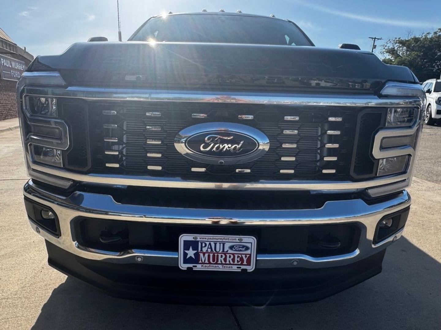 2026 Black Metallic /Black Onyx Ford F-350SD Lariat (1FT8W3DT7TE) with an Power Stroke 6.7L V8 DI 32V OHV Turbodiesel engine, Automatic transmission, located at 1105 E Mulberry, Kaufman, TX, 75142, (972) 962-2151, 32.589550, -96.300926 - $3,901 off MSRP!<br><br>4WD.<br>Agate Black Metallic 2026 Ford F-350SD 4D Crew Cab Lariat DRW 4WD 10-Speed Automatic Power Stroke 6.7L V8 DI 32V OHV Turbodiesel- Photo#12