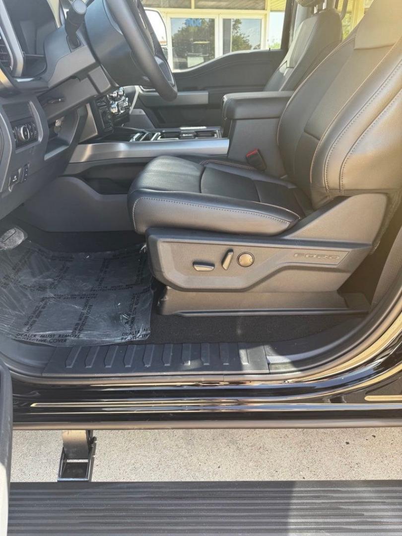 2026 Black Metallic /Black Onyx Ford F-350SD Lariat (1FT8W3DT7TE) with an Power Stroke 6.7L V8 DI 32V OHV Turbodiesel engine, Automatic transmission, located at 1105 E Mulberry, Kaufman, TX, 75142, (972) 962-2151, 32.589550, -96.300926 - $3,901 off MSRP!<br><br>4WD.<br>Agate Black Metallic 2026 Ford F-350SD 4D Crew Cab Lariat DRW 4WD 10-Speed Automatic Power Stroke 6.7L V8 DI 32V OHV Turbodiesel- Photo#14