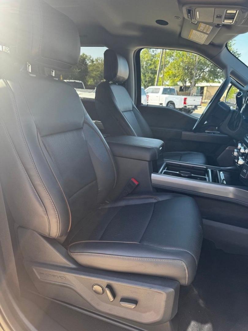 2026 Black Metallic /Black Onyx Ford F-350SD Lariat (1FT8W3DT7TE) with an Power Stroke 6.7L V8 DI 32V OHV Turbodiesel engine, Automatic transmission, located at 1105 E Mulberry, Kaufman, TX, 75142, (972) 962-2151, 32.589550, -96.300926 - $3,901 off MSRP!<br><br>4WD.<br>Agate Black Metallic 2026 Ford F-350SD 4D Crew Cab Lariat DRW 4WD 10-Speed Automatic Power Stroke 6.7L V8 DI 32V OHV Turbodiesel- Photo#33