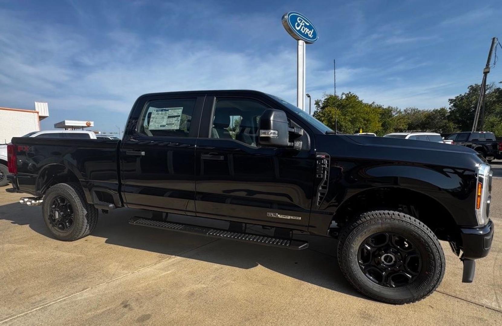 2026 Black Metallic /Medium Dark Slate Ford F-250SD XL (1FT7W2BT5TE) with an Power Stroke 6.7L V8 DI 32V OHV Turbodiesel engine, Automatic transmission, located at 1105 E Mulberry, Kaufman, TX, 75142, (972) 962-2151, 32.589550, -96.300926 - Recent Arrival!<br><br>4WD.<br>Agate Black Metallic 2026 Ford F-250SD 4D Crew Cab XL 4WD 10-Speed Automatic Power Stroke 6.7L V8 DI 32V OHV Turbodiesel- Photo#10