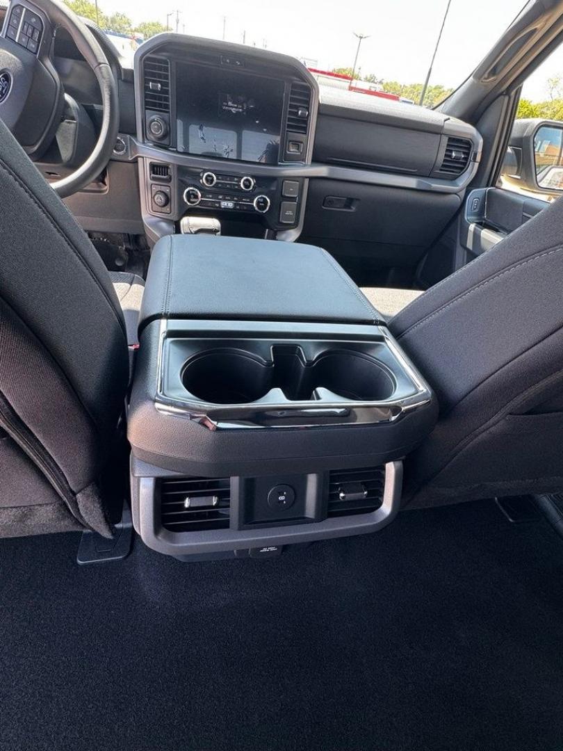 2026 Avalanche /Black Ford F-150 XLT (1FTFW3L57TF) with an 5.0L V8 engine, Automatic transmission, located at 1105 E Mulberry, Kaufman, TX, 75142, (972) 962-2151, 32.589550, -96.300926 - Recent Arrival! $5,000 off MSRP!<br><br>4WD.<br>Avalanche 2026 Ford F-150 4D SuperCrew XLT 4WD 10-Speed Automatic 5.0L V8 16/24 City/Highway MPG Price includes: $1000 - SSE Down Payment Assistance. Exp. 08/31/2026 $3000 - Retail Customer Cash. Exp. 09/30/2026 $500 - Final Days Mega Bonus Cash. Exp.- Photo#18