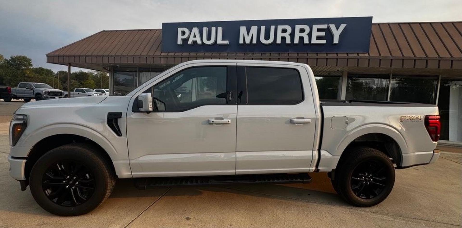 2026 Avalanche /Black Ford F-150 Lariat (1FTFW5L59TF) with an 5.0L V8 engine, Automatic transmission, located at 1105 E Mulberry, Kaufman, TX, 75142, (972) 962-2151, 32.589550, -96.300926 - Recent Arrival! $5,000 off MSRP!<br><br>4WD.<br>Avalanche 2026 Ford F-150 4D SuperCrew Lariat 4WD 10-Speed Automatic 5.0L V8 16/24 City/Highway MPG Price includes: $1000 - SSE Down Payment Assistance. Exp. 08/31/2026 $3000 - Retail Customer Cash. Exp. 09/30/2026 $500 - Final Days Mega Bonus Cash. Ex- Photo#2