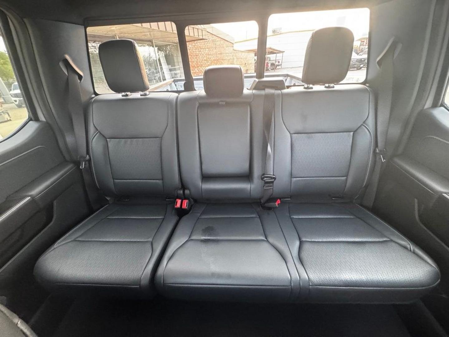 2026 Avalanche /Black Ford F-150 Lariat (1FTFW5L59TF) with an 5.0L V8 engine, Automatic transmission, located at 1105 E Mulberry, Kaufman, TX, 75142, (972) 962-2151, 32.589550, -96.300926 - Recent Arrival! $5,000 off MSRP!<br><br>4WD.<br>Avalanche 2026 Ford F-150 4D SuperCrew Lariat 4WD 10-Speed Automatic 5.0L V8 16/24 City/Highway MPG Price includes: $1000 - SSE Down Payment Assistance. Exp. 08/31/2026 $3000 - Retail Customer Cash. Exp. 09/30/2026 $500 - Final Days Mega Bonus Cash. Ex- Photo#14