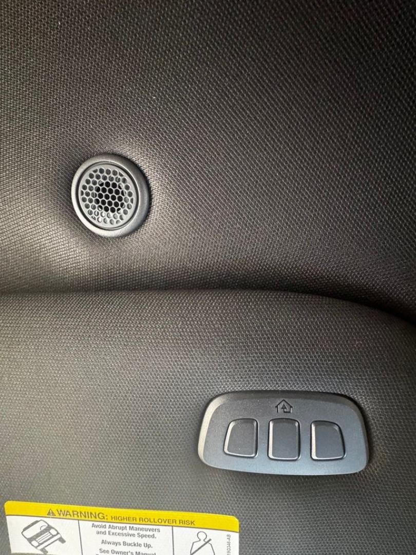 2026 Avalanche /Black Ford F-150 Lariat (1FTFW5L59TF) with an 5.0L V8 engine, Automatic transmission, located at 1105 E Mulberry, Kaufman, TX, 75142, (972) 962-2151, 32.589550, -96.300926 - Recent Arrival! $5,000 off MSRP!<br><br>4WD.<br>Avalanche 2026 Ford F-150 4D SuperCrew Lariat 4WD 10-Speed Automatic 5.0L V8 16/24 City/Highway MPG Price includes: $1000 - SSE Down Payment Assistance. Exp. 08/31/2026 $3000 - Retail Customer Cash. Exp. 09/30/2026 $500 - Final Days Mega Bonus Cash. Ex- Photo#23